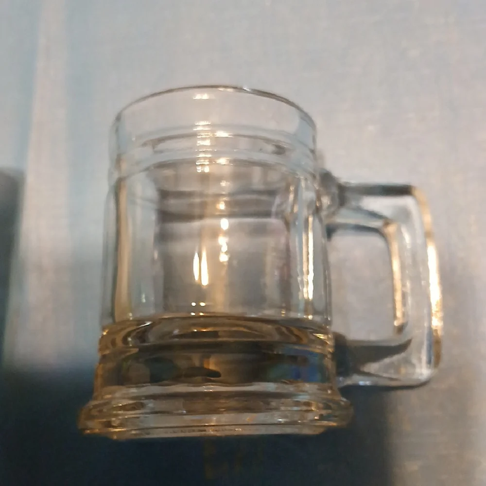Assorted Glassware Set - Picture 3 of 5